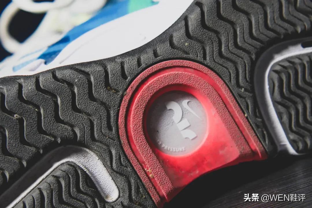 双层zoom跑鞋测试,双层zoom缓震鞋款有哪些