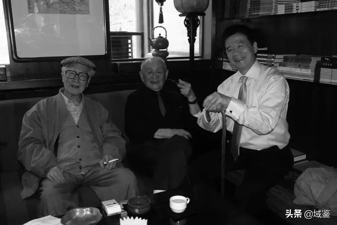 齐白石一幅大幅画多少钱,齐白石的人物画一平尺多少钱