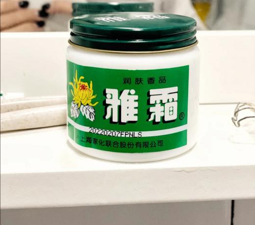 这五类护肤品不要买,这6种护肤品没必要买