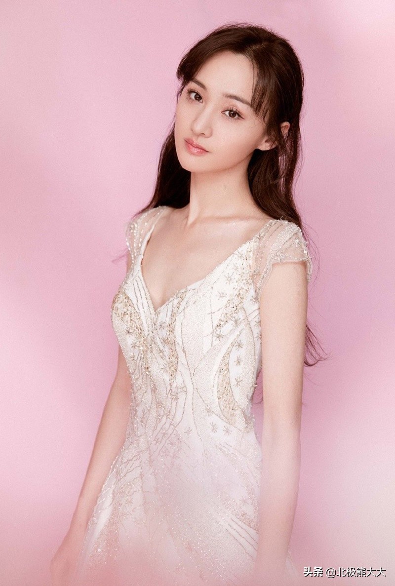 娱乐圈女星白莲花,盘点演艺圈十大白莲花女星