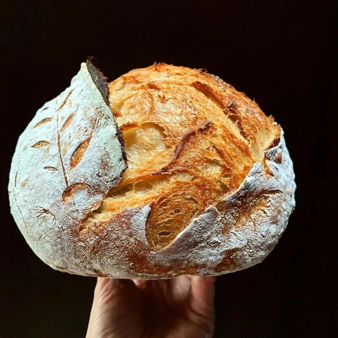 为什么面包最好不要加热,面包该凉吃还是热吃