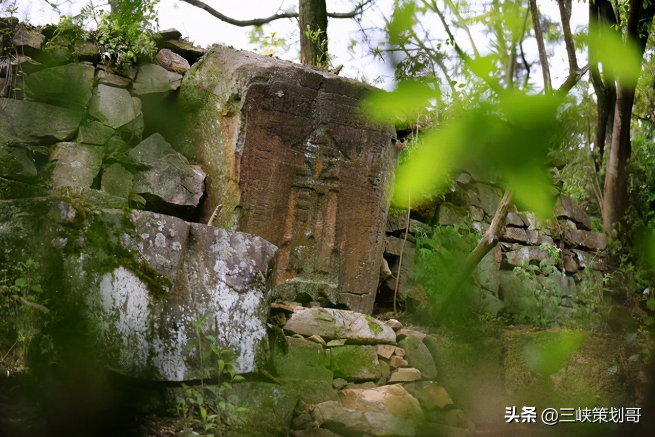 距离宜昌300公里有什么好玩的,距离宜昌近好玩的城市