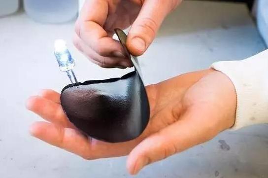 华为折叠屏与三星折叠屏手机比较,华为折叠手机屏幕不灵敏