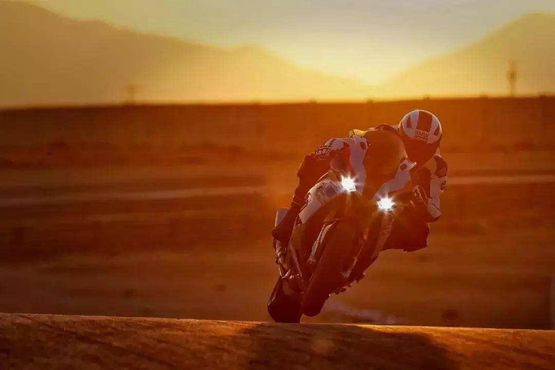 2021款宝马s1000rr有多少马力,2022款宝马s1000rrhp4