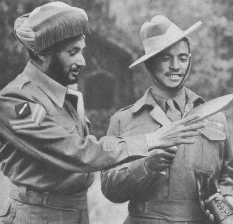 4分短裤军装男休闲,男士连帽工装短裤