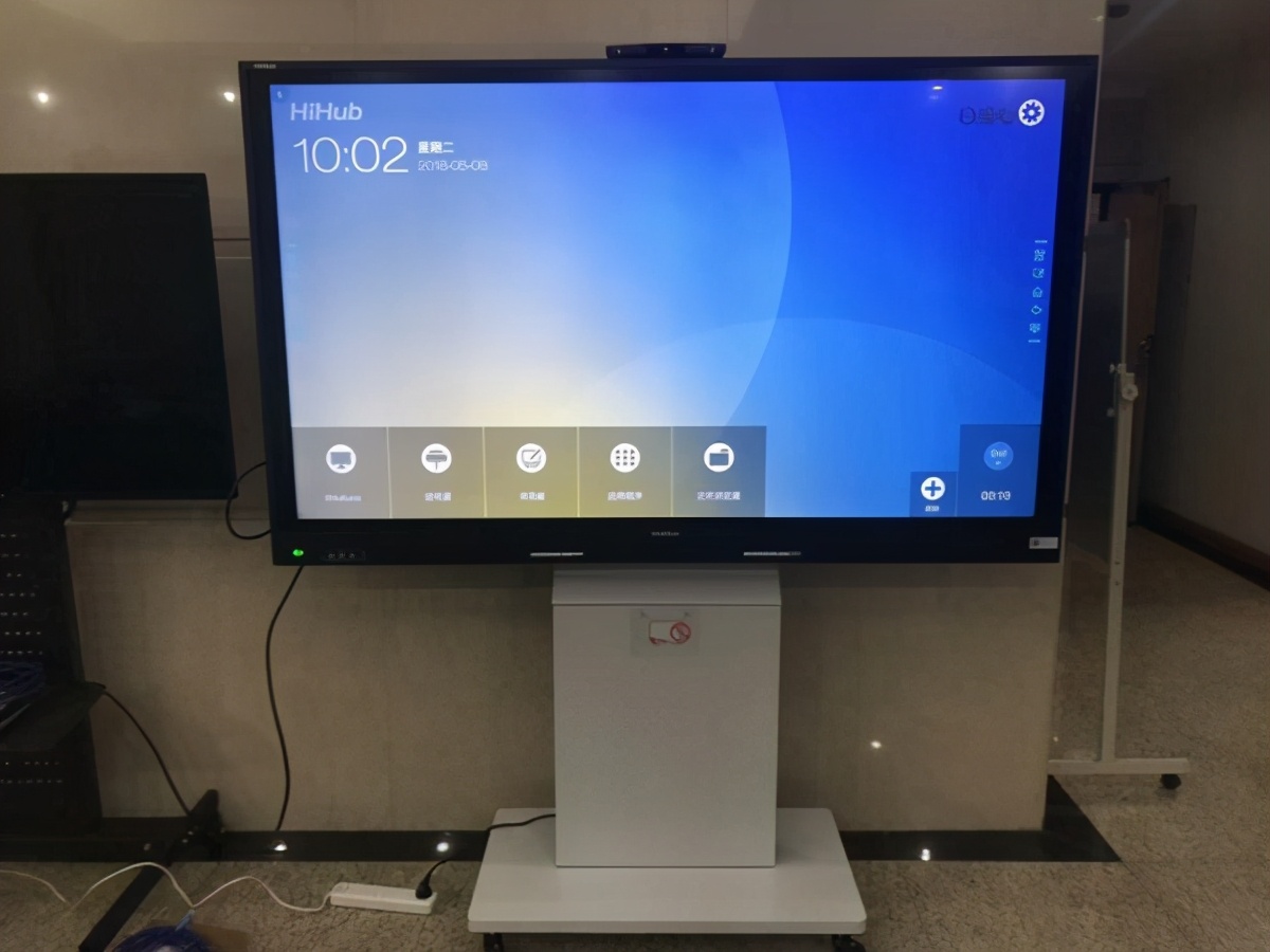 把电视机放大100倍会怎么样,86英寸以上大屏电视推荐