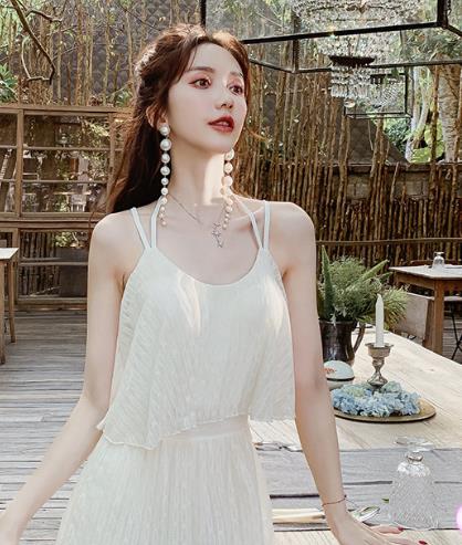 如何穿泳衣不显乳房下垂,穿泳衣下垂怎么办