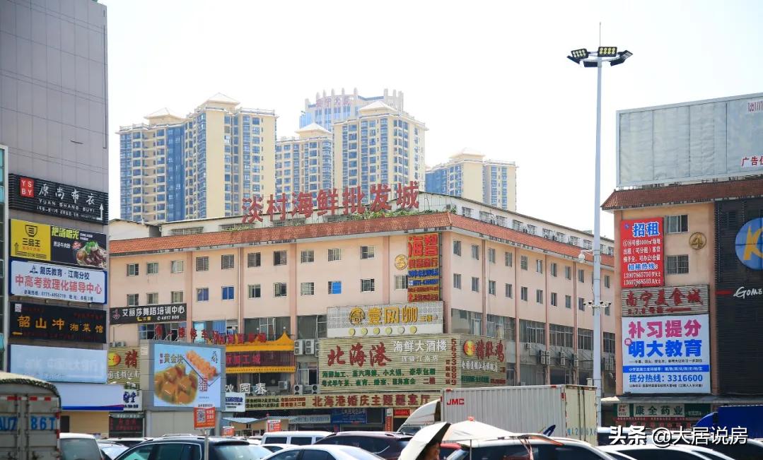 从万达到万科里，星光大道商业三剑客已成局，能拯救江南颓势吗？