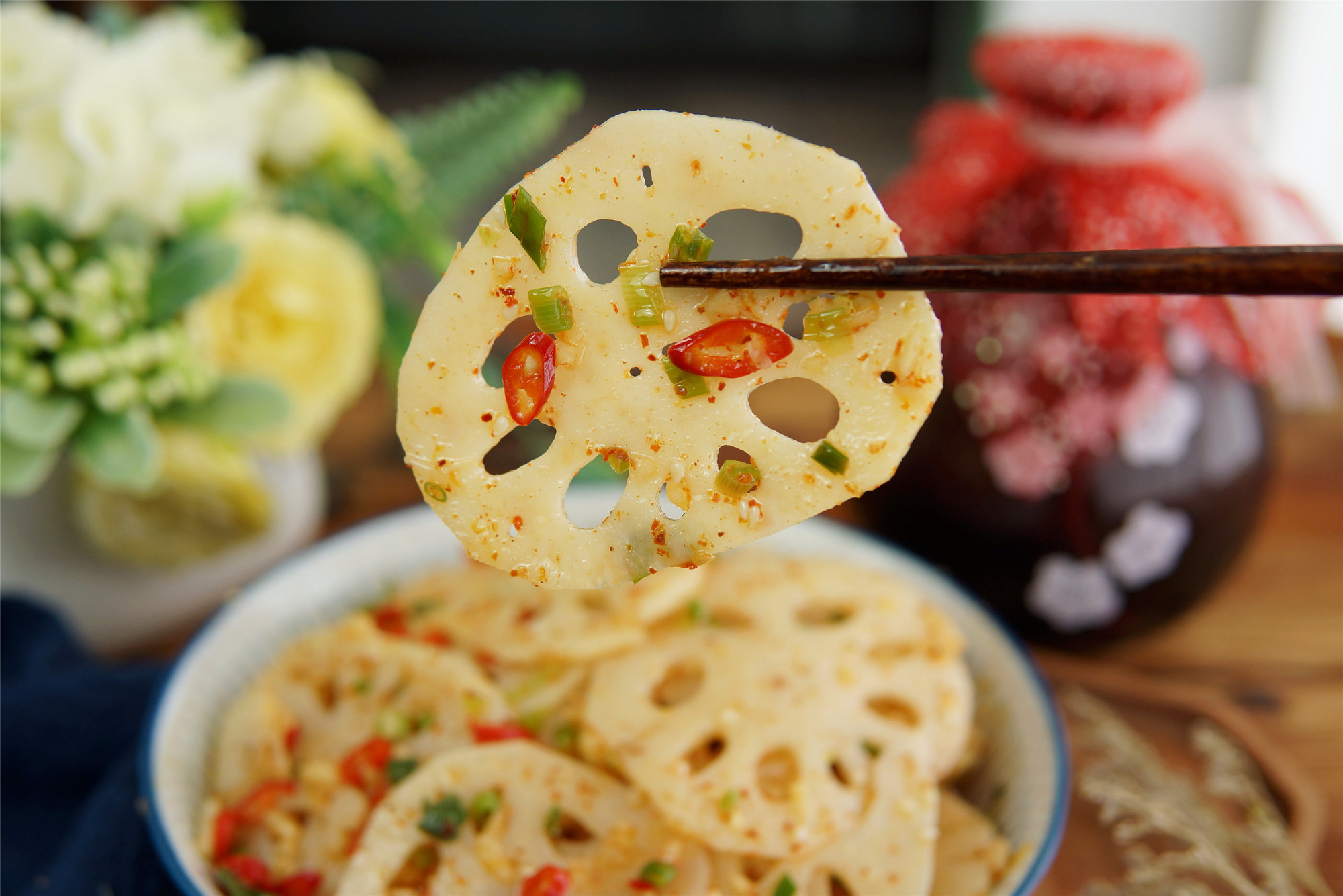 凉拌莲藕如何防止莲藕变黑,煮莲藕莲藕发黑