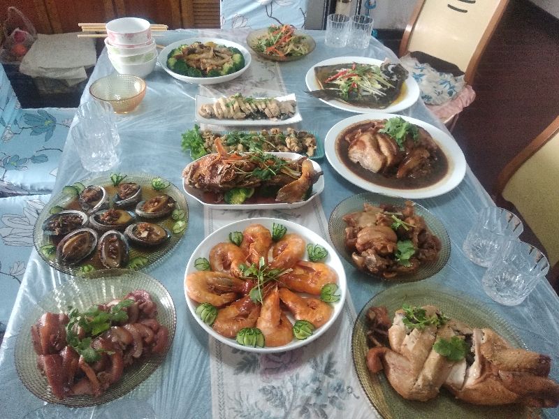 虾肉丸子冷水还是热水下锅煮,煮虾的正确方法是冷水还是热水