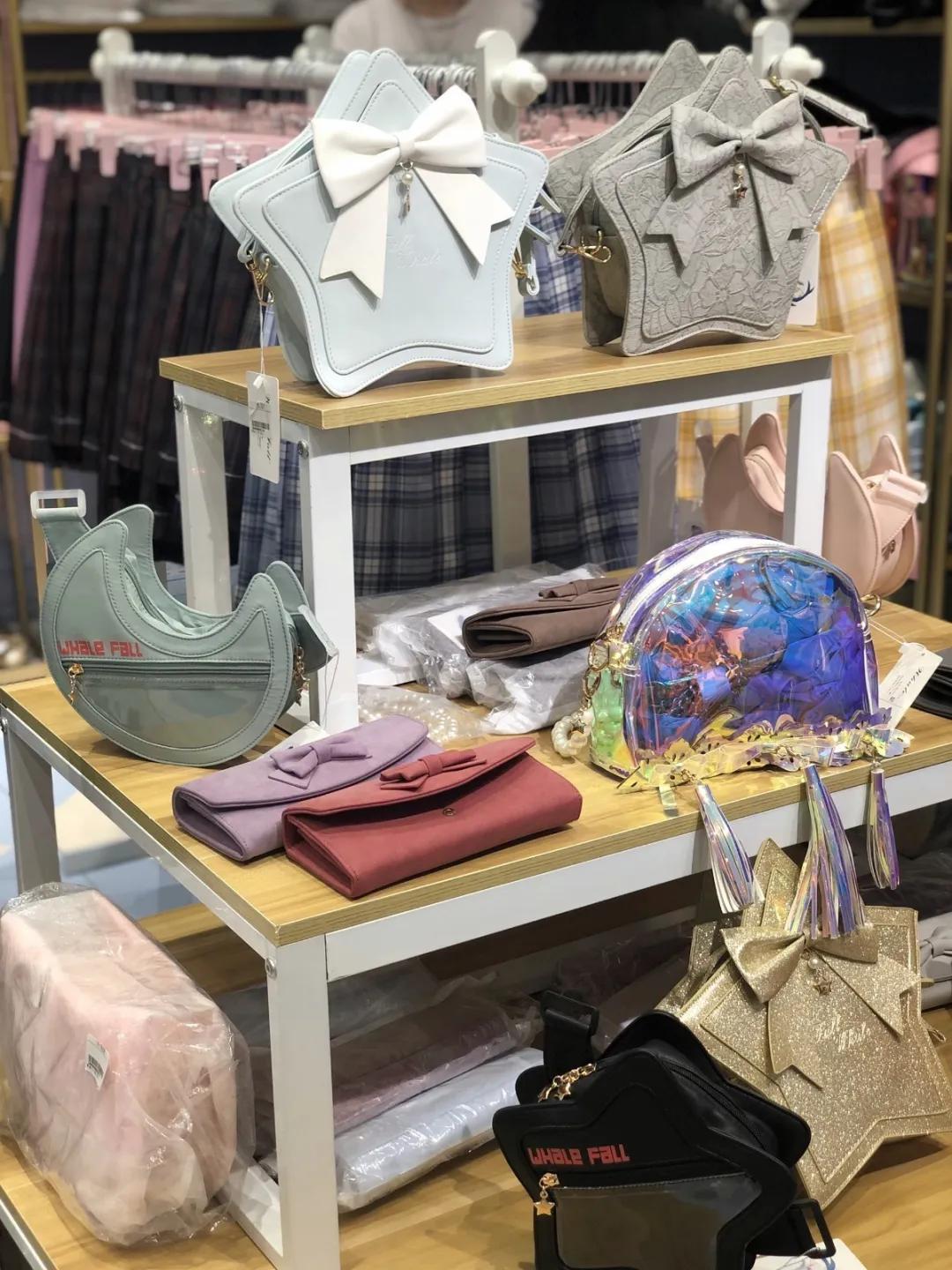 哪个城市有汉服和洛丽塔实体店,西安汉服实体店汉服体验