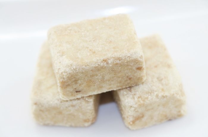 压缩饼干吃得饱吗,压缩饼干怎样吃才能饱