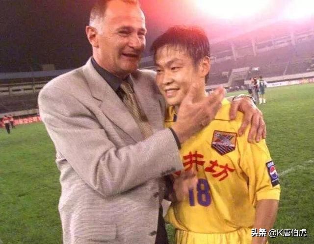 姚夏魏群参观足球俱乐部,马明宇姚夏魏群当年实力