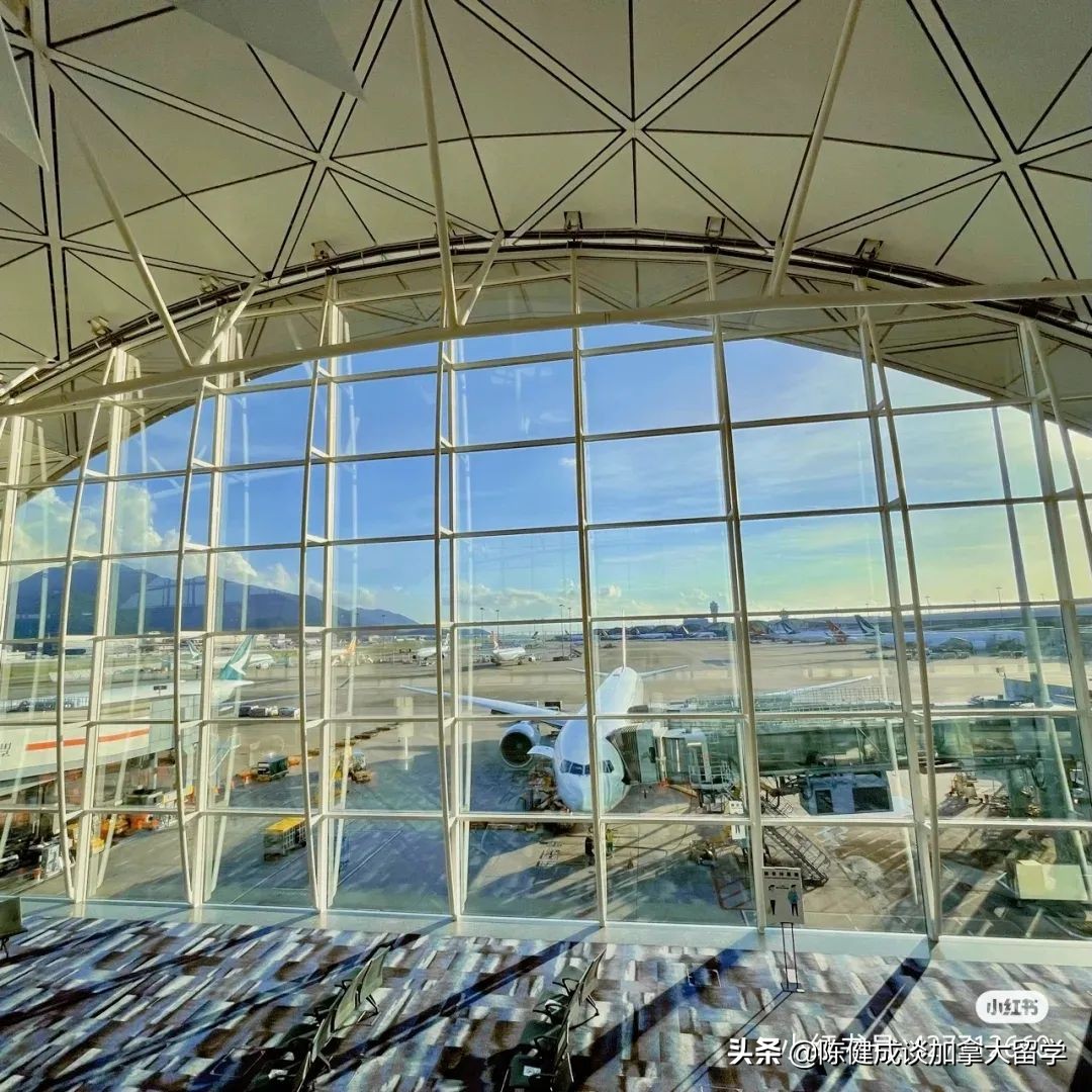 从哪里飞往加拿大需要在香港转机,现在中国去加拿大的航班