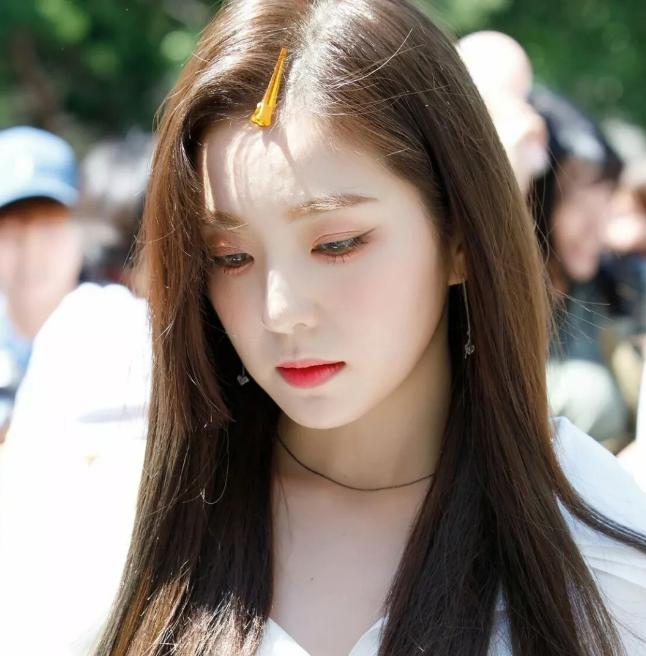 细软烫头推荐男生蓬松,头发很蓬松毛躁能烫头吗