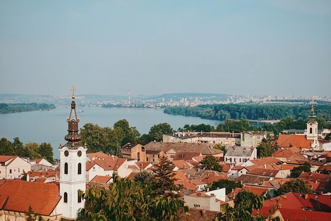 塞尔维亚周边中国护照免签的国家,塞尔维亚第一个对中国免签的国家