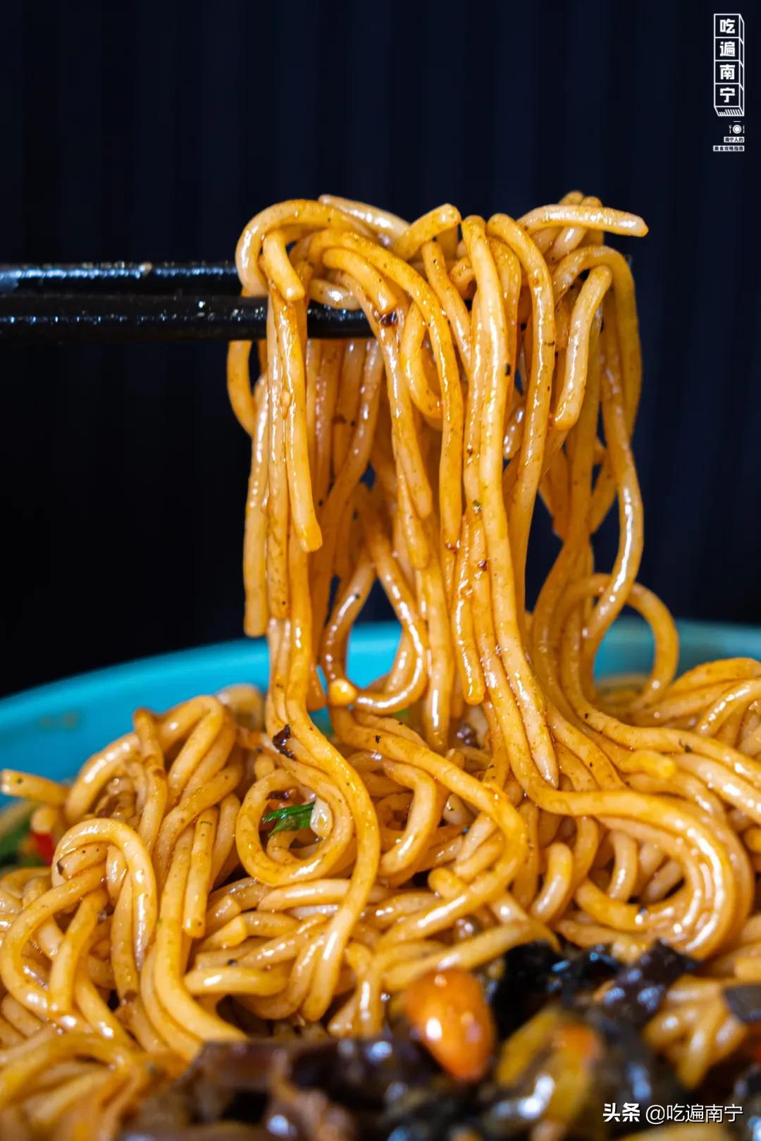 柳州风味炒螺蛳,柳州好吃的炒螺蛳