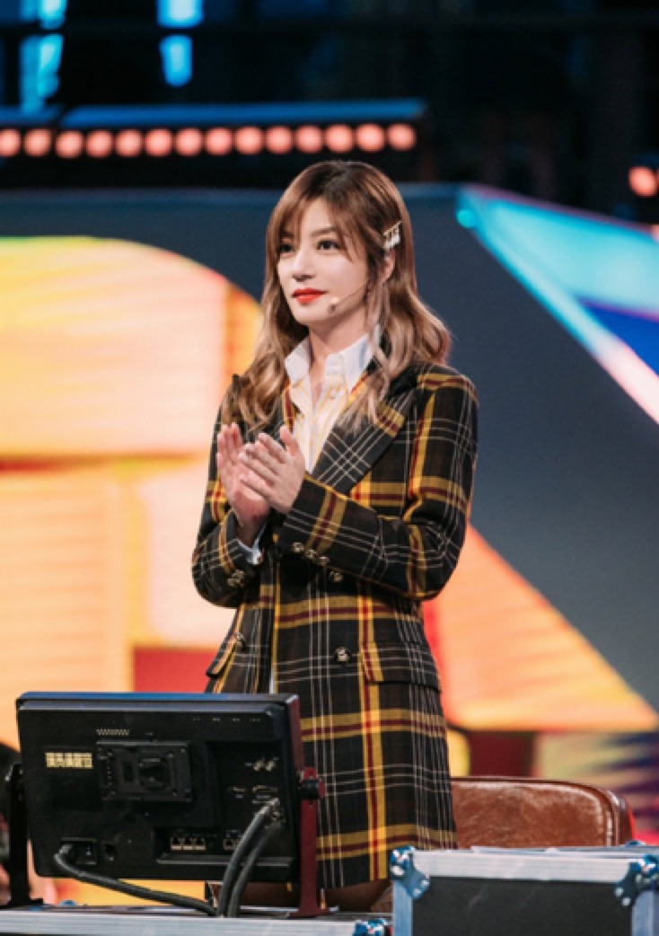 崔素拉韩国影响力,崔素拉时尚视频