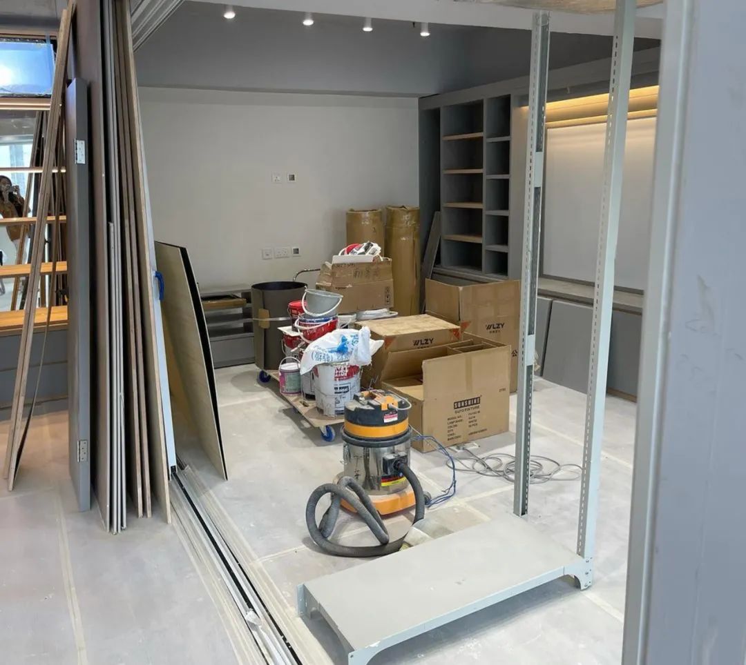 富贵逼人！TVB港姐亚军生意越做越大，跑车代步豪花百万装修公司