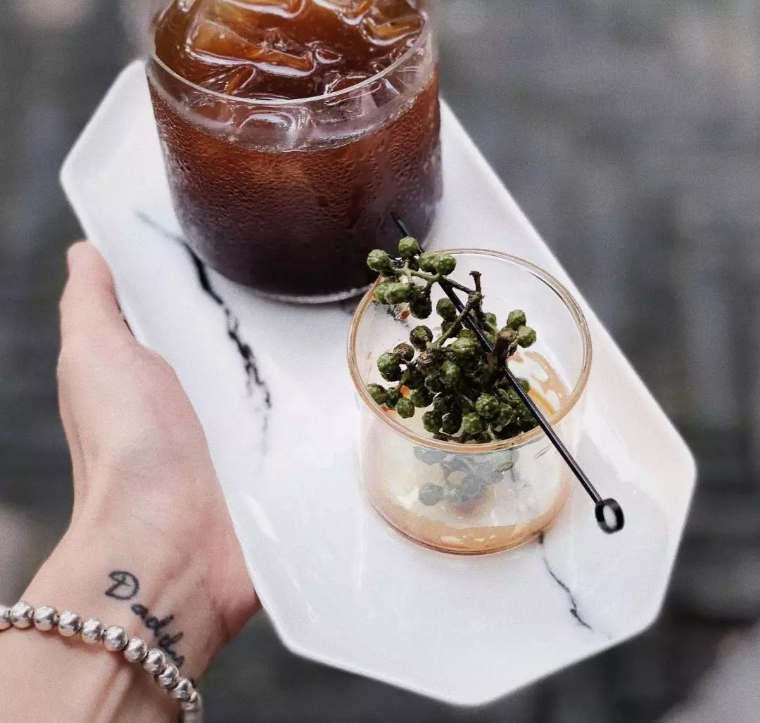 花椒、蛋烘糕和肉桂,对头,这里是咖啡店