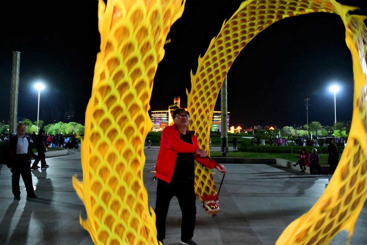 威海银滩风景视频,探访威海乳山的美丽风光