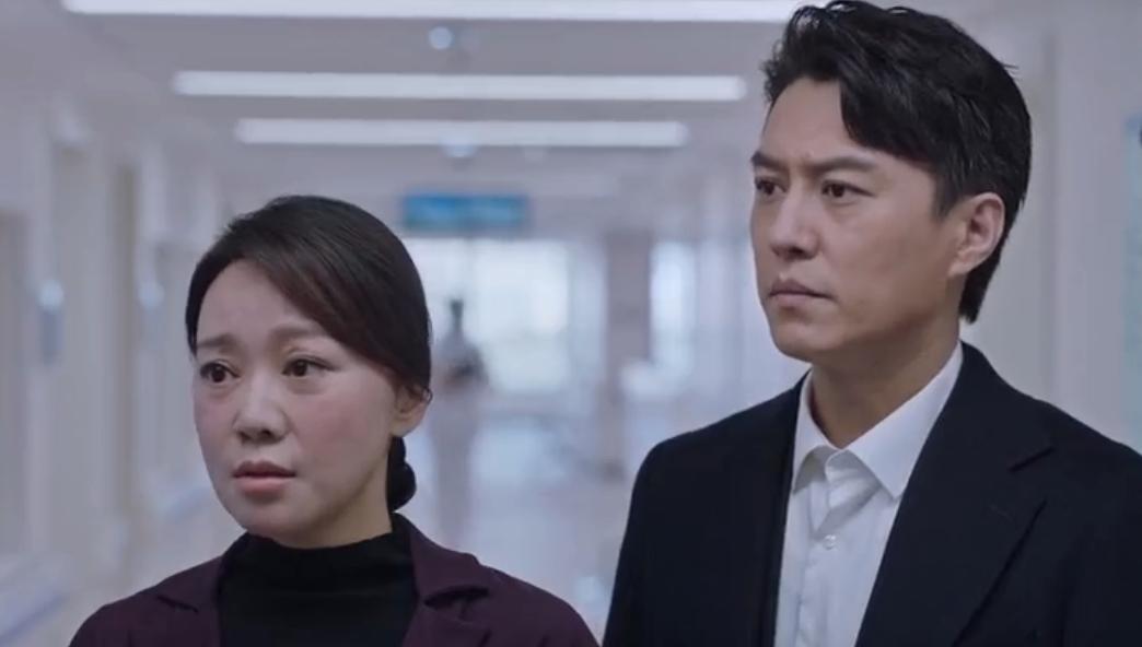 突围中石红杏与林满江亲密关系,石红杏为什么最后要拥抱林满江