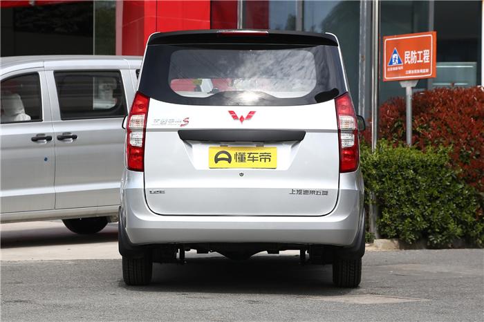 五菱宏光从老款到最新款,五菱宏光2021款改款1.5舒适版