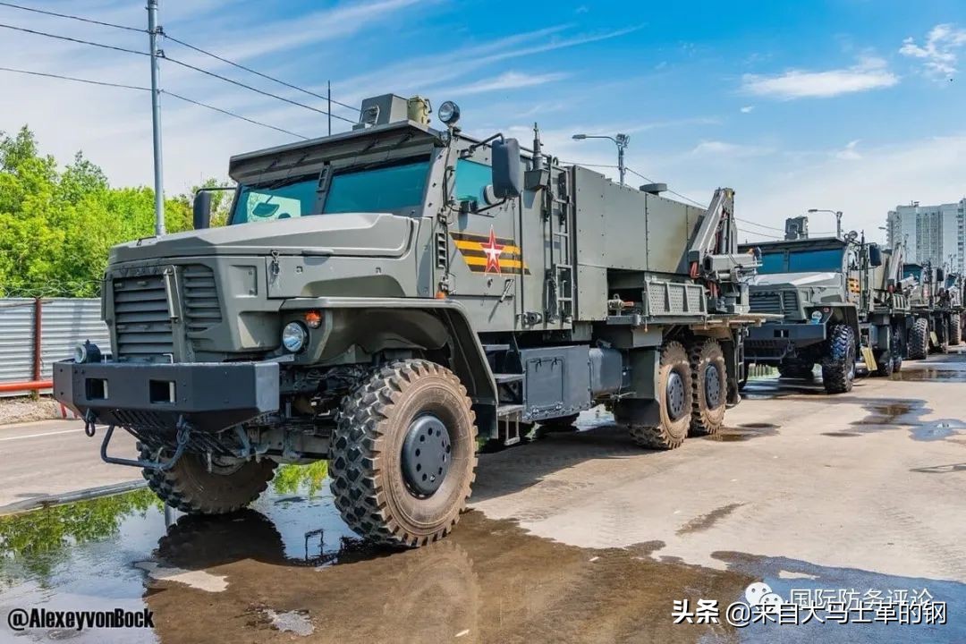 俄军使用温压弹tos-1a,俄军使用tos-1a温压弹