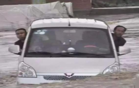 五菱之光再次崛起,五菱之光置换五菱凯捷多少钱