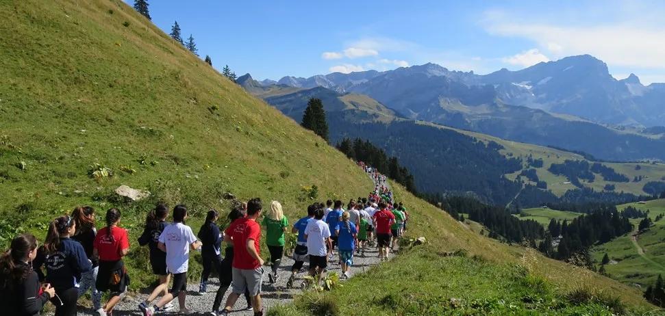 贵族学校学生的奢侈生活,贵族学校真实生活合集