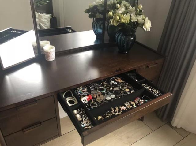 超薄大理石电视墙装修效果图,通风40天搬新家