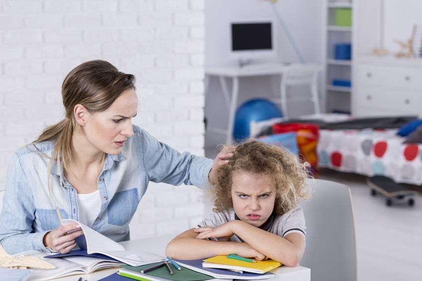 孩子脾气暴躁如何帮助孩子调整,孩子脾气暴躁怎么教育他改正