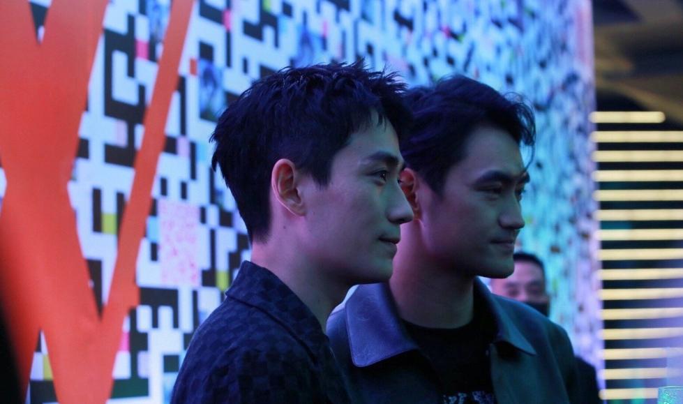 眼神清澈含情，声音温柔有磁性，湖北果然盛产国风*男美**