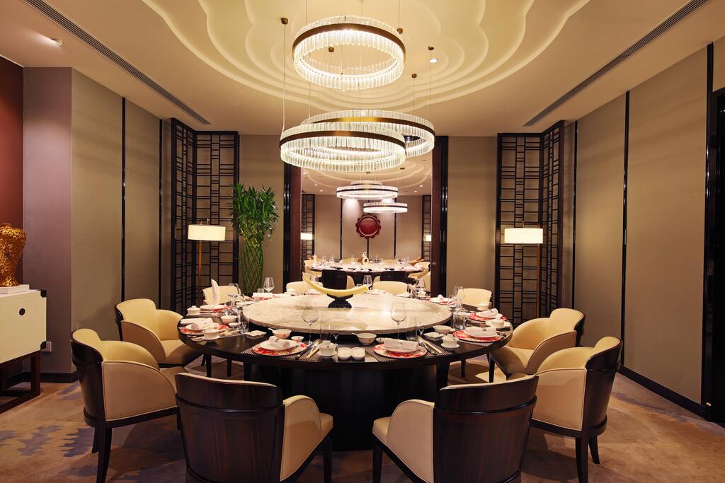 无锡太湖华邑酒店什么档次,无锡太湖华邑酒店游泳池