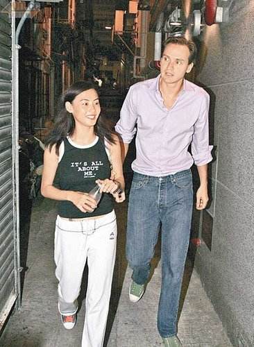 谢霆锋王菲张柏芝之间爱恨纠葛,谢霆锋张柏芝王菲三人感情纠葛