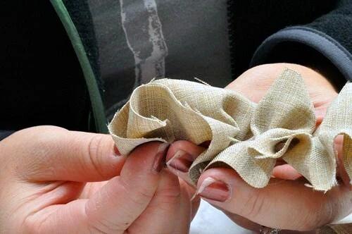 如何制作鲜花胸针图片教程,花朵胸针制作过程图解简单