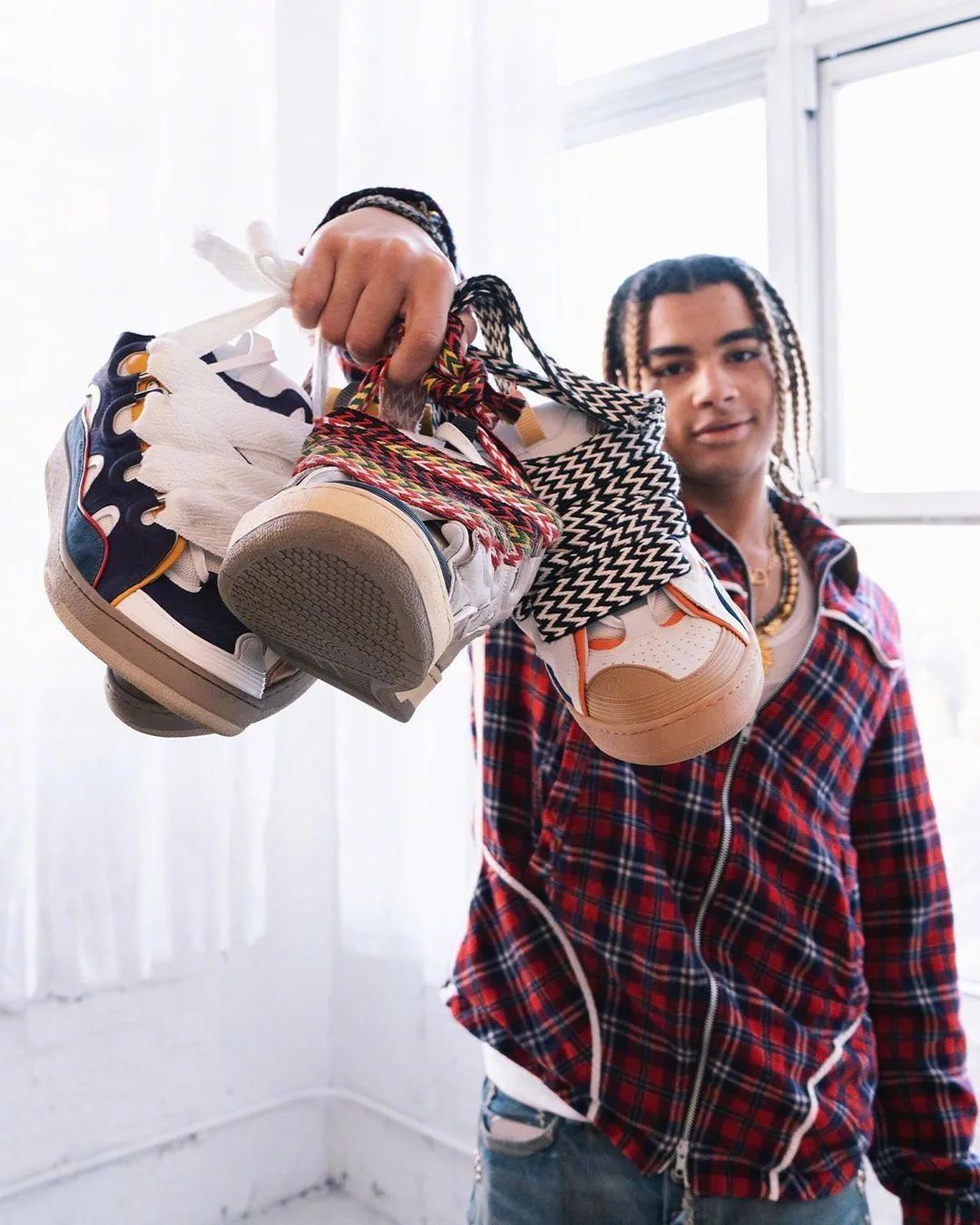 以前没钱买李宁什么梗,以前买不起李宁