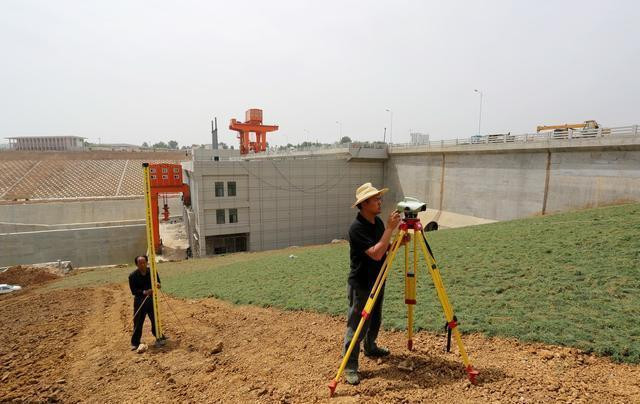 有人到农村测量房屋是什么意思,农村有人在测量房子是怎么回事
