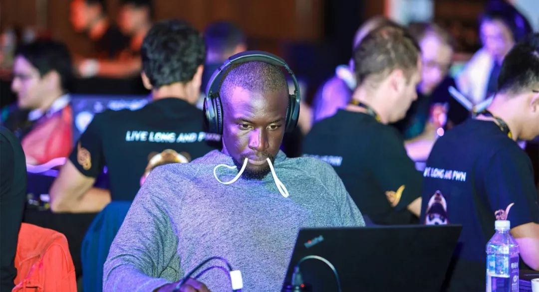 一场永不散场的黑客宴席