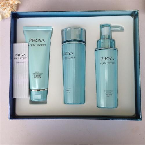 珀莱雅和自然堂哪个抗皱效果好,珀莱雅自然堂百雀羚哪个好