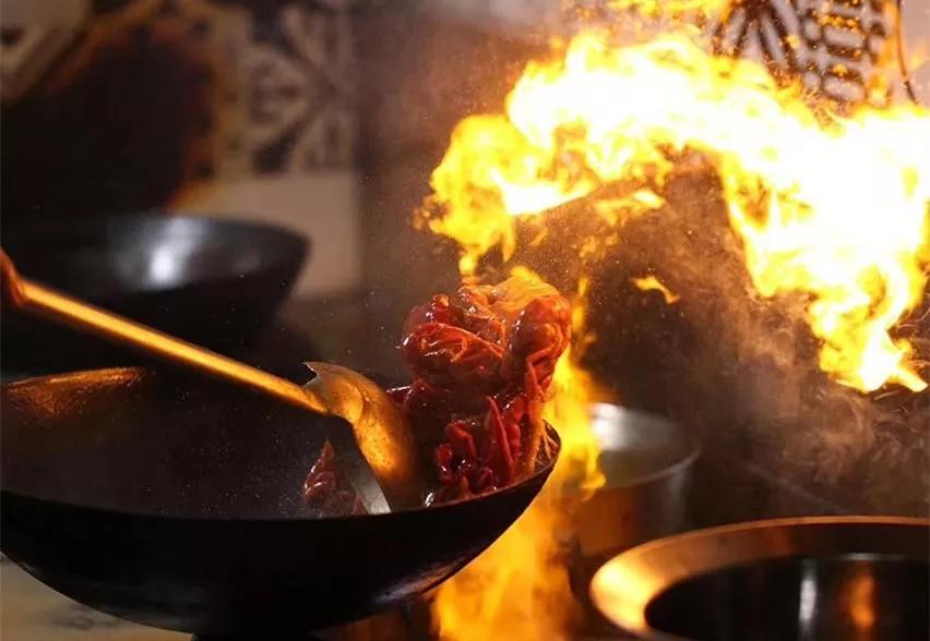 超好吃的“爱尚·虾友记”登陆大连罗斯福西侧！开业特惠