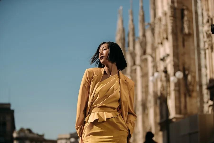 外形被嘲土气是个时尚绝缘体,被嘲笑又黑又丑韩国女星