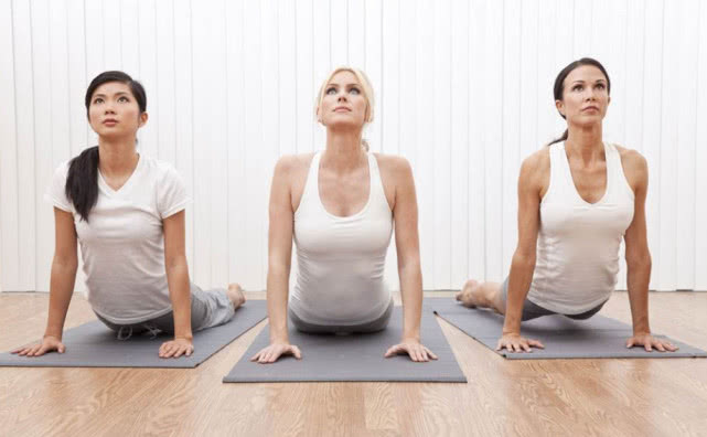 女性衰老根源在肌肉松弛，外物没有运动有效，多锻炼才会有效果