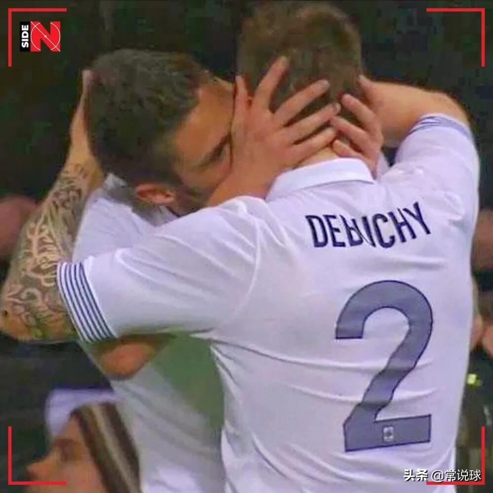 足球现场亲吻,足球场上的亲吻是哪场比赛