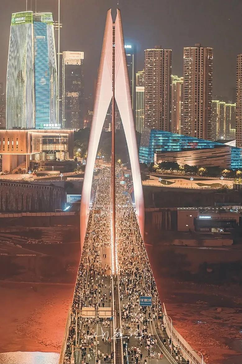 重庆哪几个月不适合旅游,重庆到底值不值得去旅游