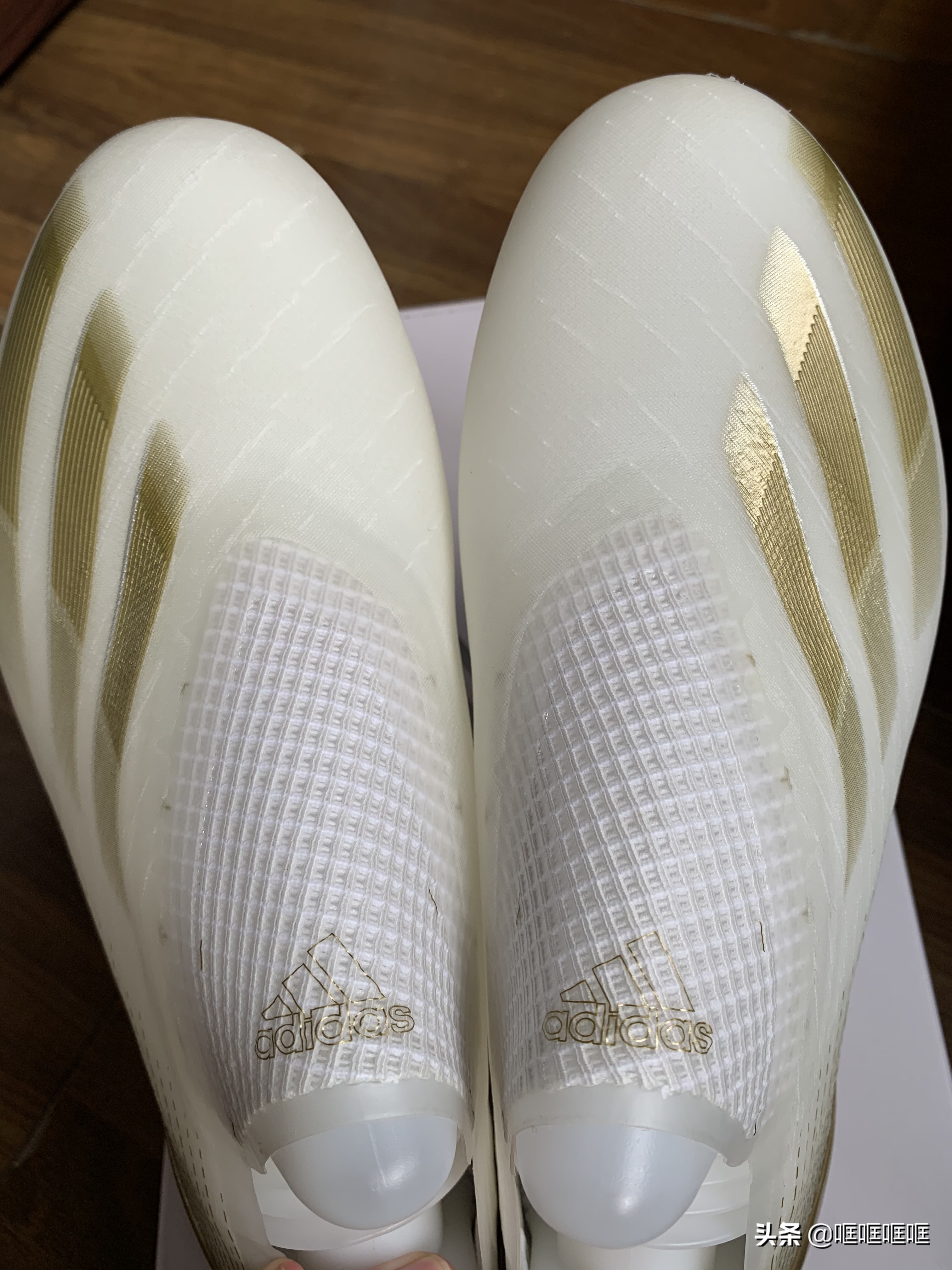 快过光速！阿迪达斯XGhosted+超顶级足球鞋入手