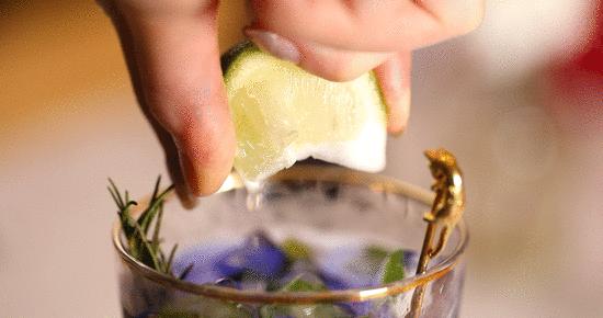 体育西这间甜品店，一屋子都是鲜花，还没有正式菜单……