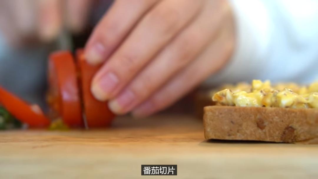 日本美女减肥食谱视频,黄油鸡蛋吐司减脂版