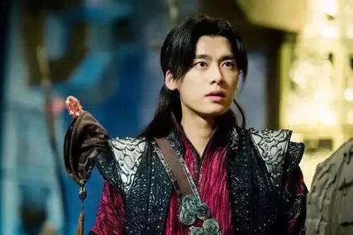 刘亦菲李易峰最新信息,刘亦菲李易峰最新动态