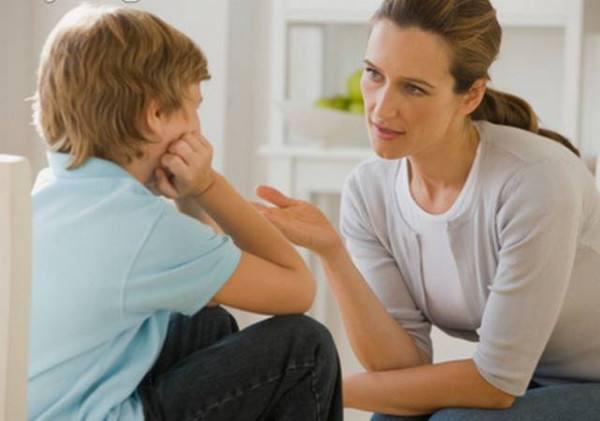 孩子拿家里的钱该怎么管教,面对孩子把钱送给小朋友怎么办